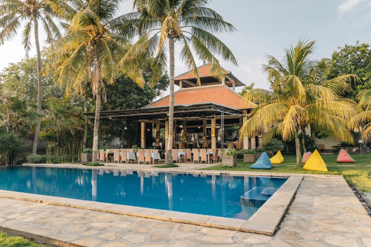 Ocean View Tulamben Dive & Resort Екстер'єр фото