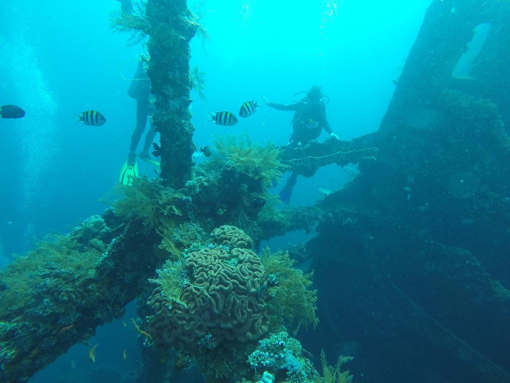 Ocean View Tulamben Dive & Resort Екстер'єр фото