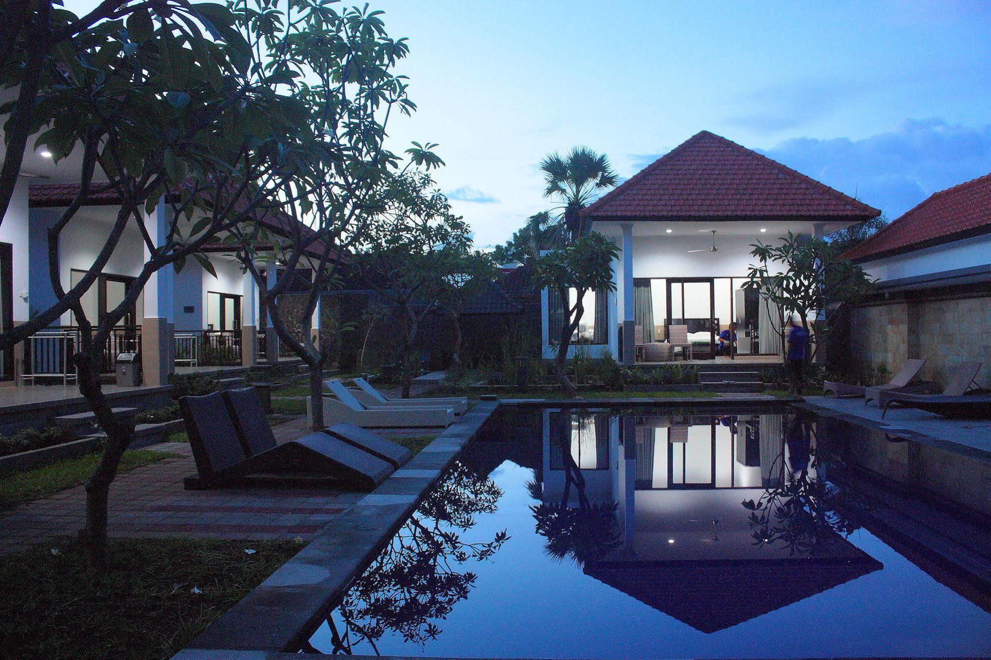 Ocean View Tulamben Dive & Resort Екстер'єр фото